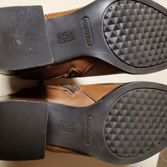 Aerosoles Heelrest Leather Bootie 7.5 med - Picture 10 of 14